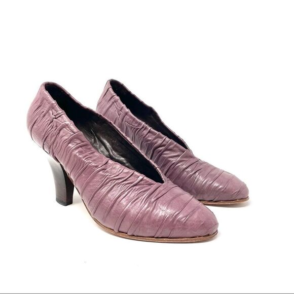Charles David Purple Lavender Ruched Leather Vamp Heel 37.5 - Picture 2 of 9